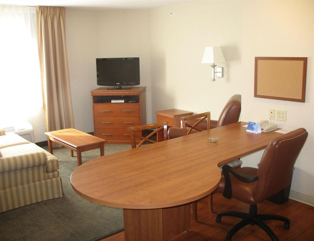 Candlewood Suites Knoxville Airport-Alcoa By Ihg Room photo
